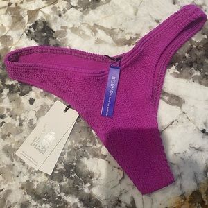 Bond Eye Carlton Brief